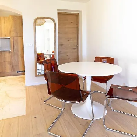 - Pool - Panoramic View * Cassis