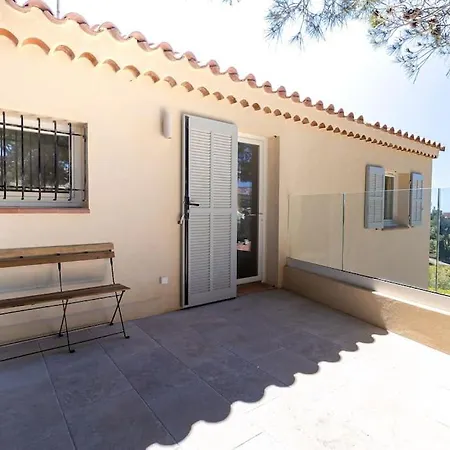 - Pool - Panoramic View * Cassis