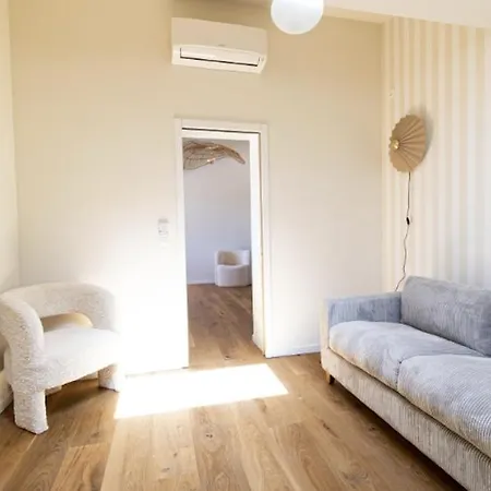 - Pool - Panoramic View * Cassis