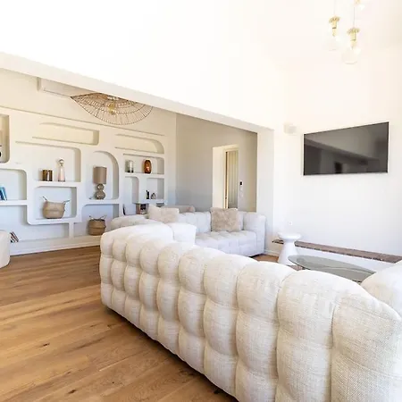 - Pool - Panoramic View *