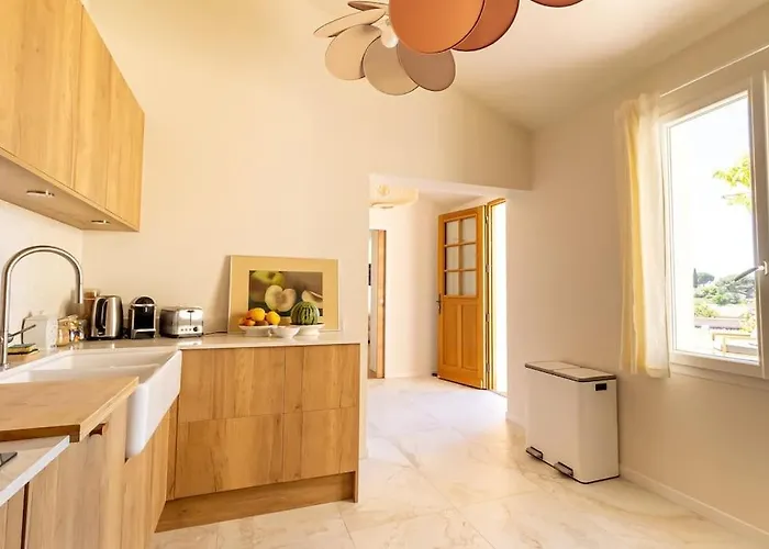 - Pool - Panoramic View Каси