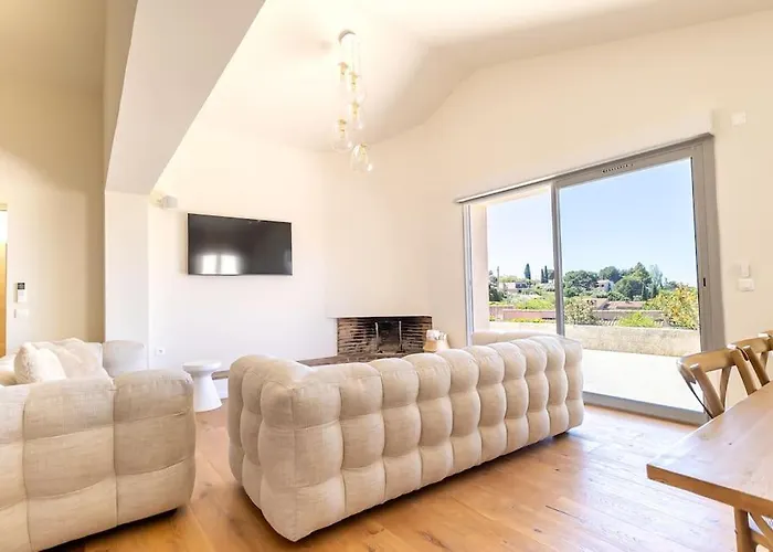 - Pool - Panoramic View * Каси